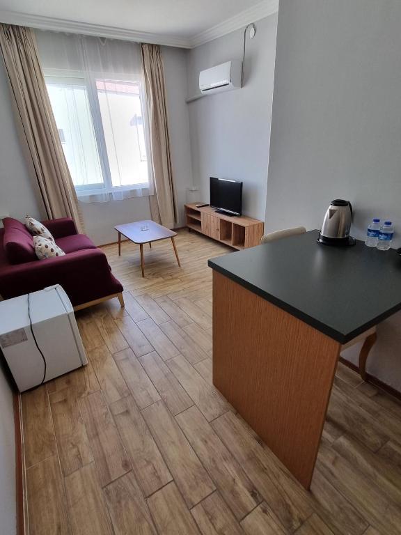 Tepe Hotel&Business Suite Анталия Екстериор снимка